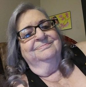 Meet your Posher, Lorene